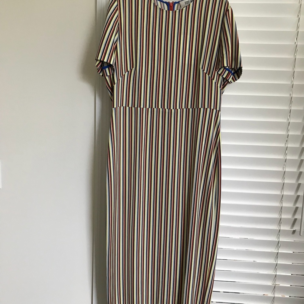 Diane Von Furstenberg Sheath Dress, NWT, Size 12